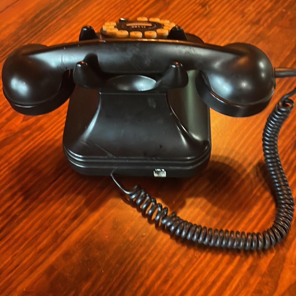 Vintage Rotary-Style Push Button Home Desk Phone - Picture 3 of 5